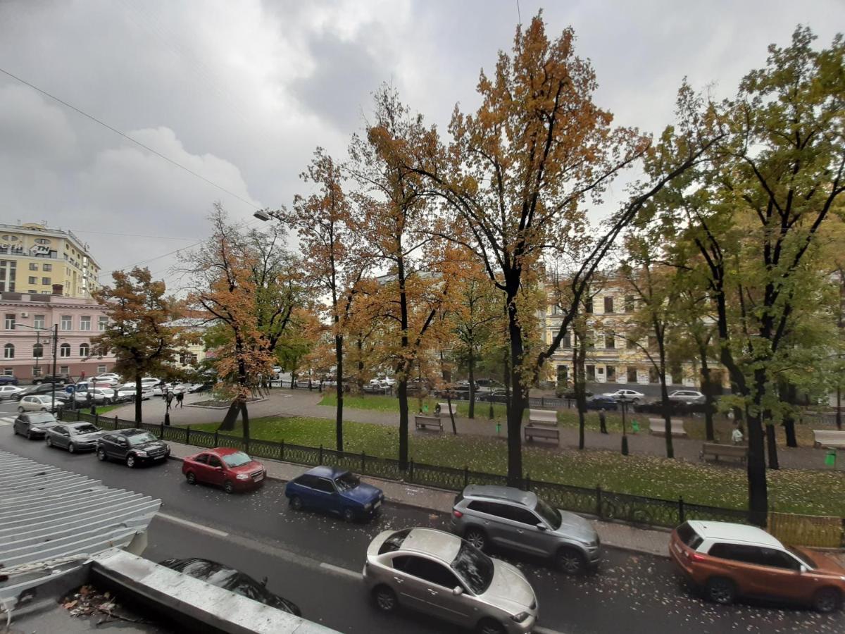 Апартаменты Marin в самом центре Харьков Экстерьер фото