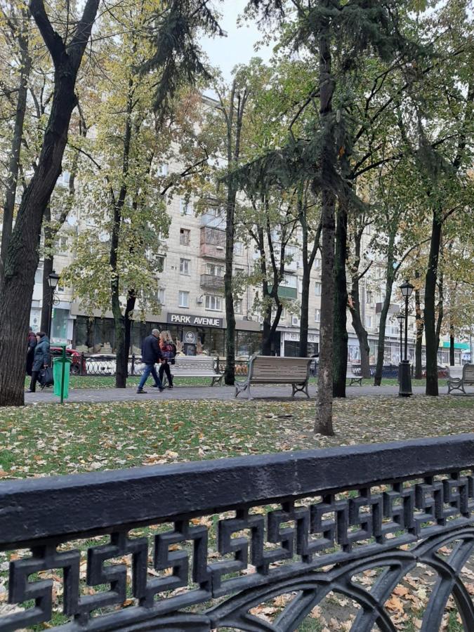 Апартаменты Marin в самом центре Харьков Экстерьер фото