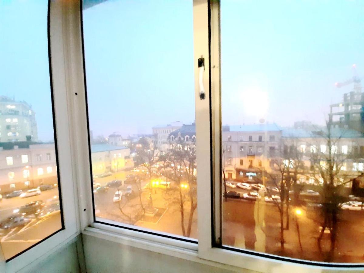 Апартаменты Marin в самом центре Харьков Экстерьер фото